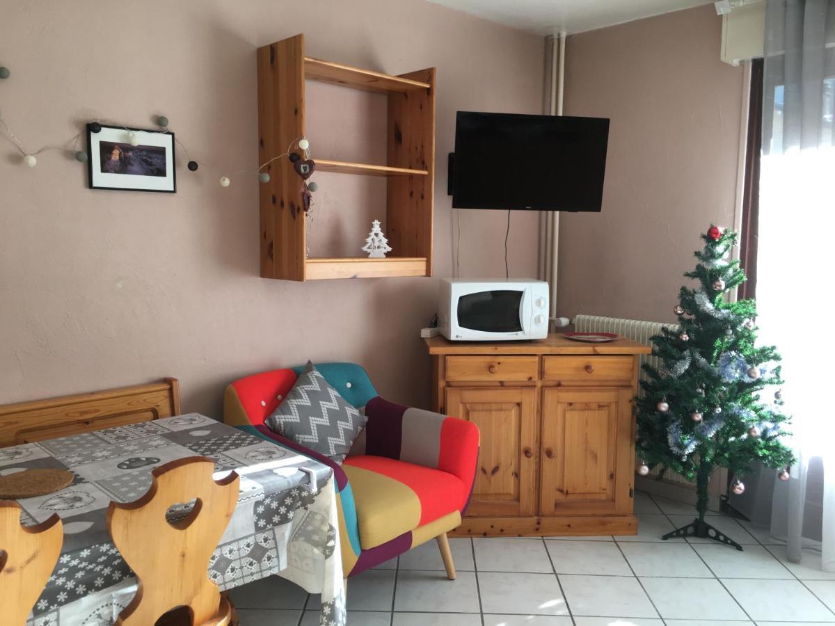 Au Pieds Des 3 Vallees Brides-les-Bains Exterior foto